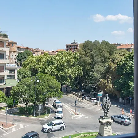 Hostly The Alpi Grand Apartament